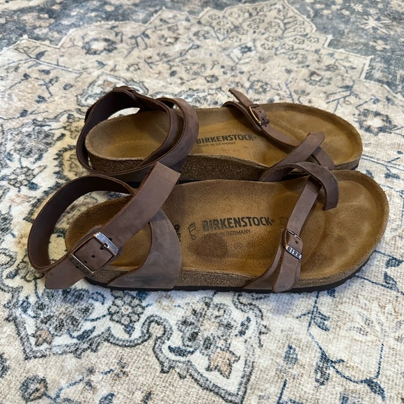 Birkenstock Women's Yara Oiled Leather Flat Size 39 - Picture 4 of 4